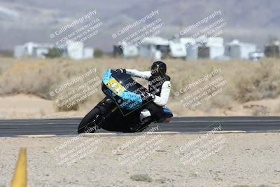 media/Apr-26-2025-BRL Bagger Racing League (Sat) [[9e270f465f]]/3-Super Street Baggers Qualifying/